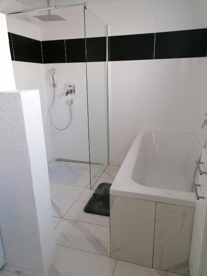 Schoene Einliegerwohnung In Hechingen Exterior foto